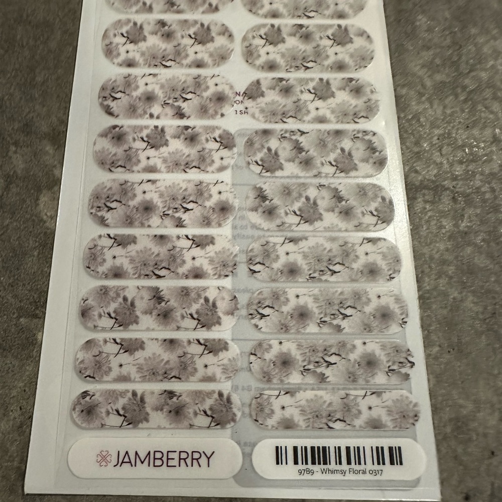 NTW Jamberry Nail Wraps Whimsy Floral